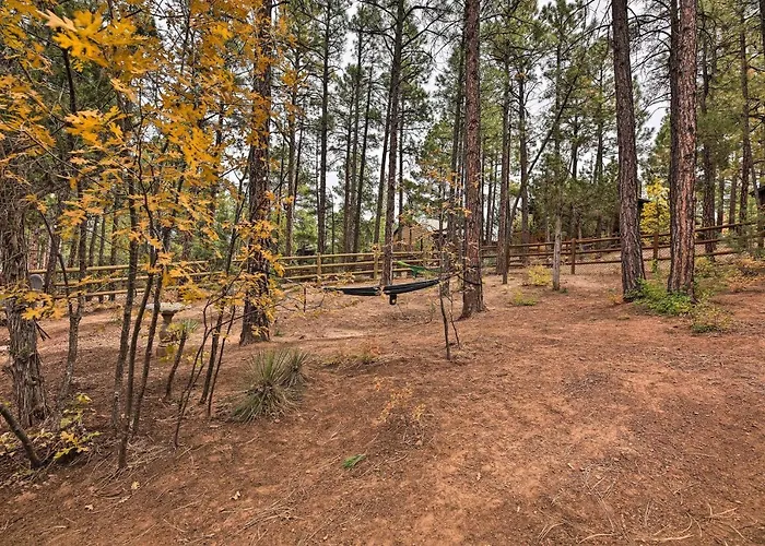 Trail Access: Pet-friendly In Show Low! Сasa de vacaciones *